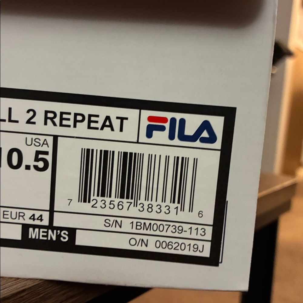 Fila Grant Hill 2 Repeat Sneakers - 10.5 - Picture 8 of 9